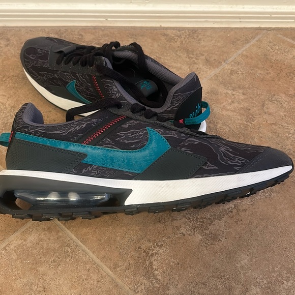 NWOB - Men’s Nike Air Max Pre-Day SE XXXV, size 11 - Picture 5 of 10